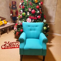 New Teal Living Room Chain