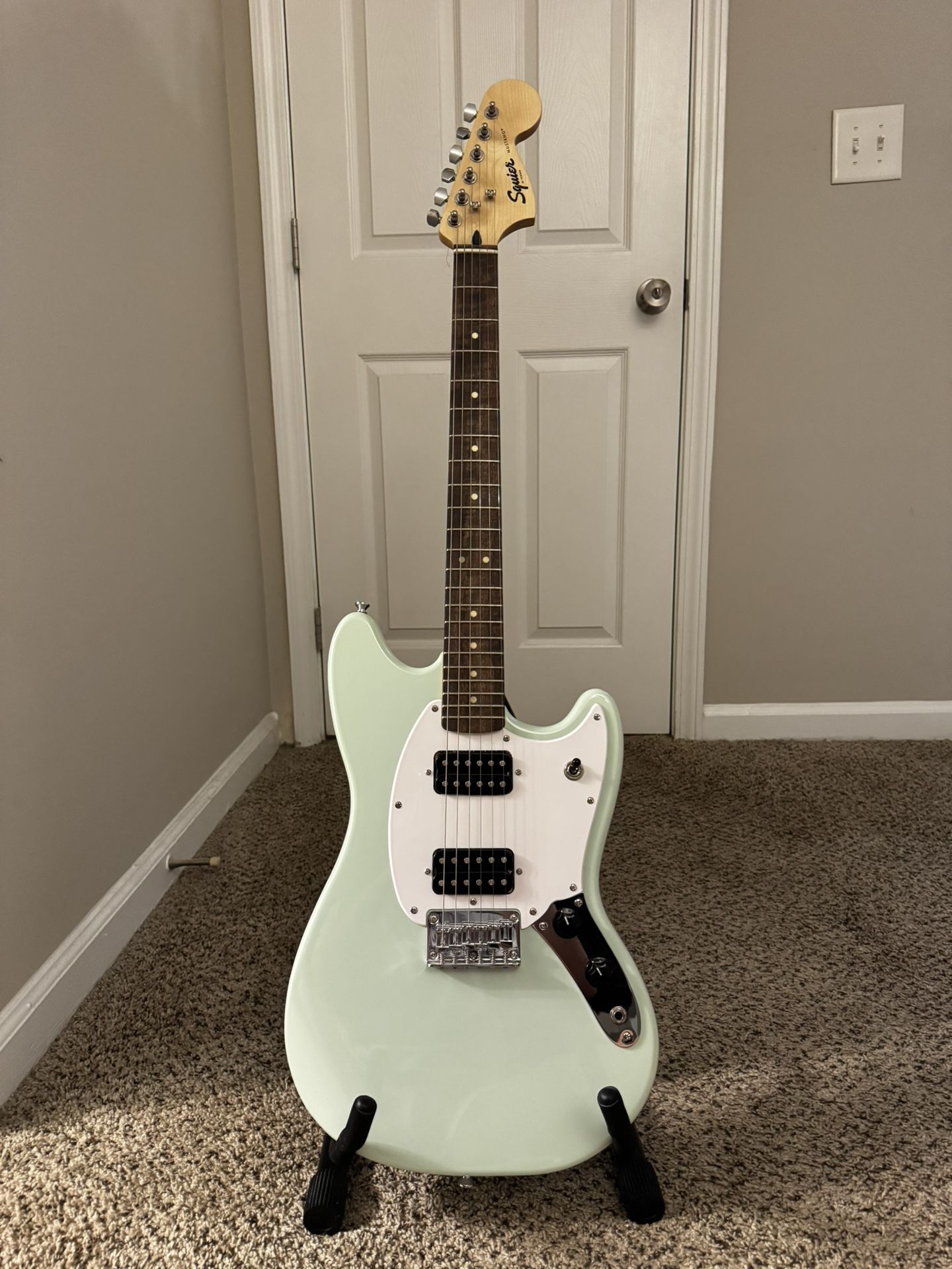 Squier Bullet Mustang HH Limited-Edition Electric Guitar Surf Green