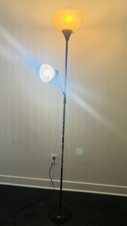 Floor Lamp (lighting)