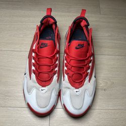 Size 10.5 - Men's Nike Zoom 2K University Red