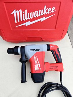 Milwaukee corded 1-9/16in SDS Max Rotary Hammer