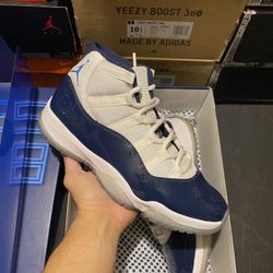 Jordan Win Like 82 11s size 9.5 VNDS