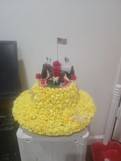 Hand made kentucky Derby hat. 1/1