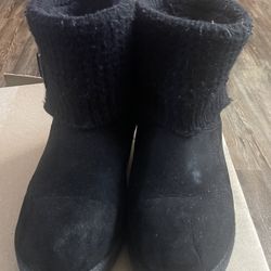 Womenβs Snow Boots 8.5
