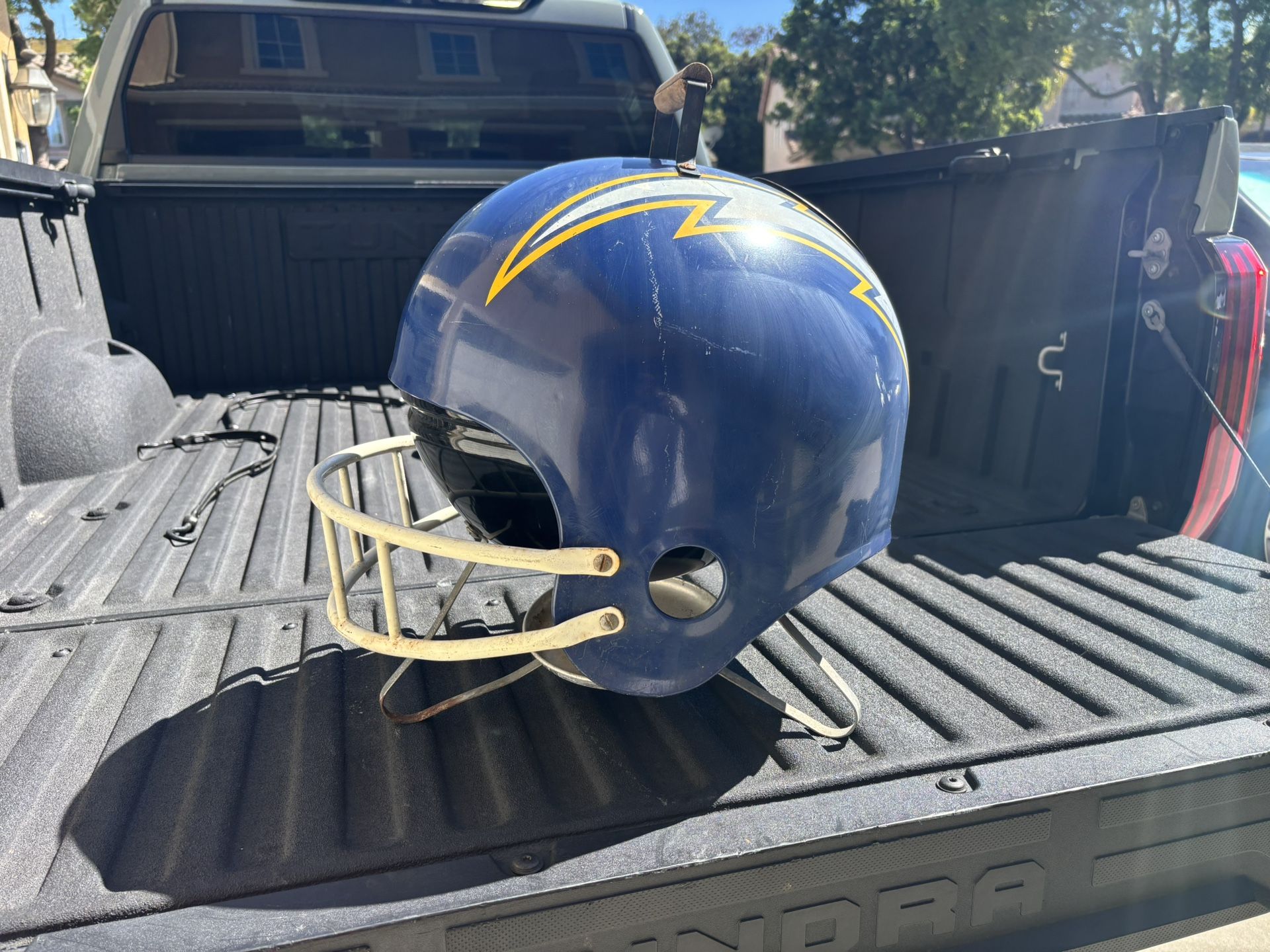 Chargers  BBQ Grill
