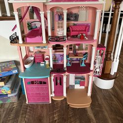 Barbie Dream house