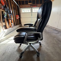 Office chair (Premium)