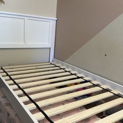 TWIN BED FRAME 