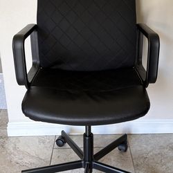 Office Chair for Sale, Pick Up in Reseda, CA