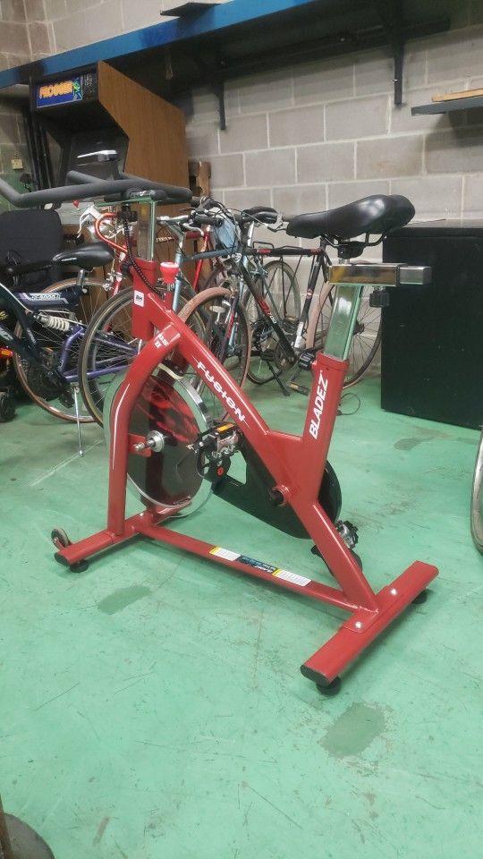 FUSION BLADEZ SPINBIKE!