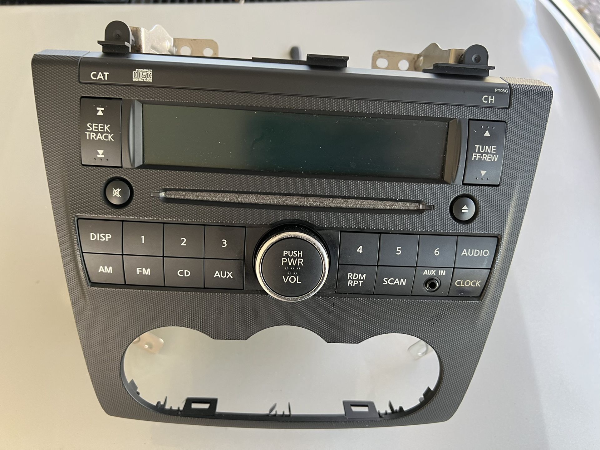 Nissan Altima Radio 