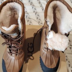 Uggs Women's Size 8