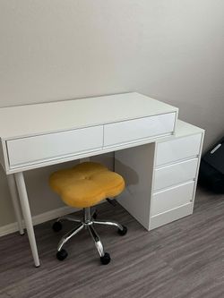 Makeup Vanity with Stool