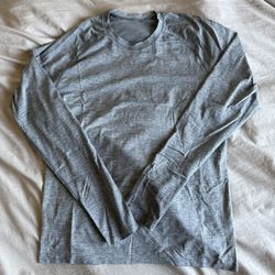 Lululemon Metal Vent Long Sleeve Tee