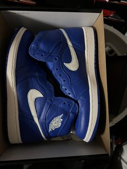 Nike Air Jordan 1 High OG Size 9 Hyper Royal New