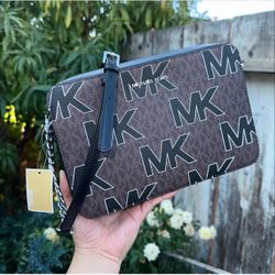 Michael Kors 👜