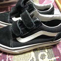 Sz 12 Kids Black Vans Velcro 