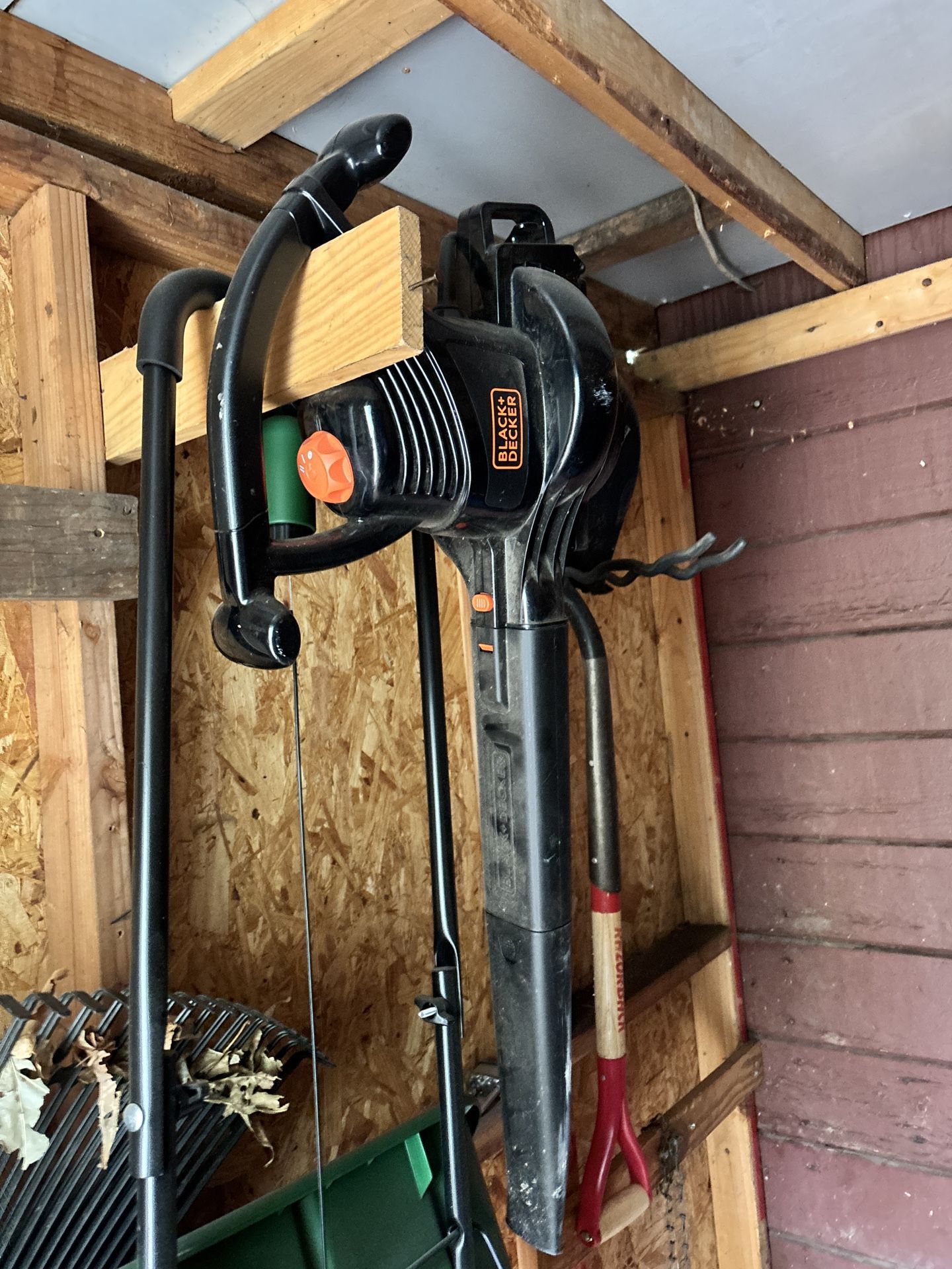 Black And Decker Leaf Blower