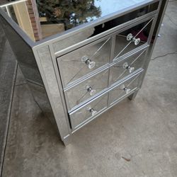 Side Glass Nightstands 