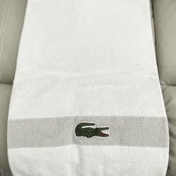 Three Lacoste 30in x 52in Bath Towel - White/Gray - Logo