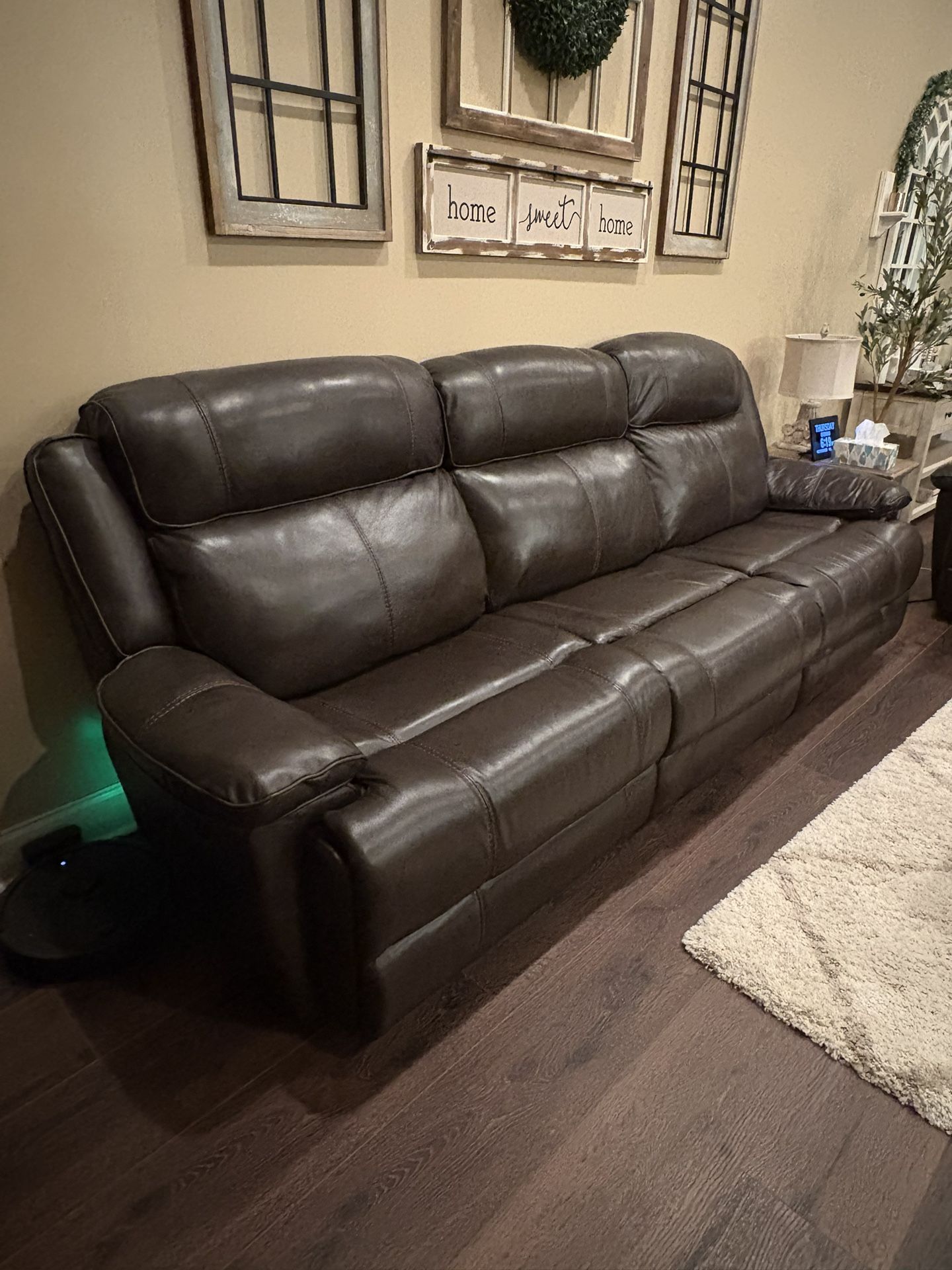 Chocolate Brown Leather Recliner Couch. All 3 Seats Recline. Very Comfy. Smoke free Pet Free Home