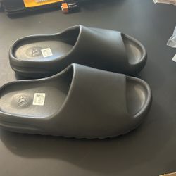 Yeezy Slides All colors and Sizes available. Brand New No Box