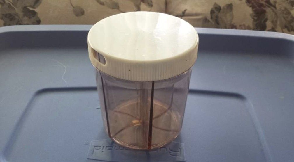 Pill Vitamin Box Container 4 1/2" High With 6 Compartments Organizer