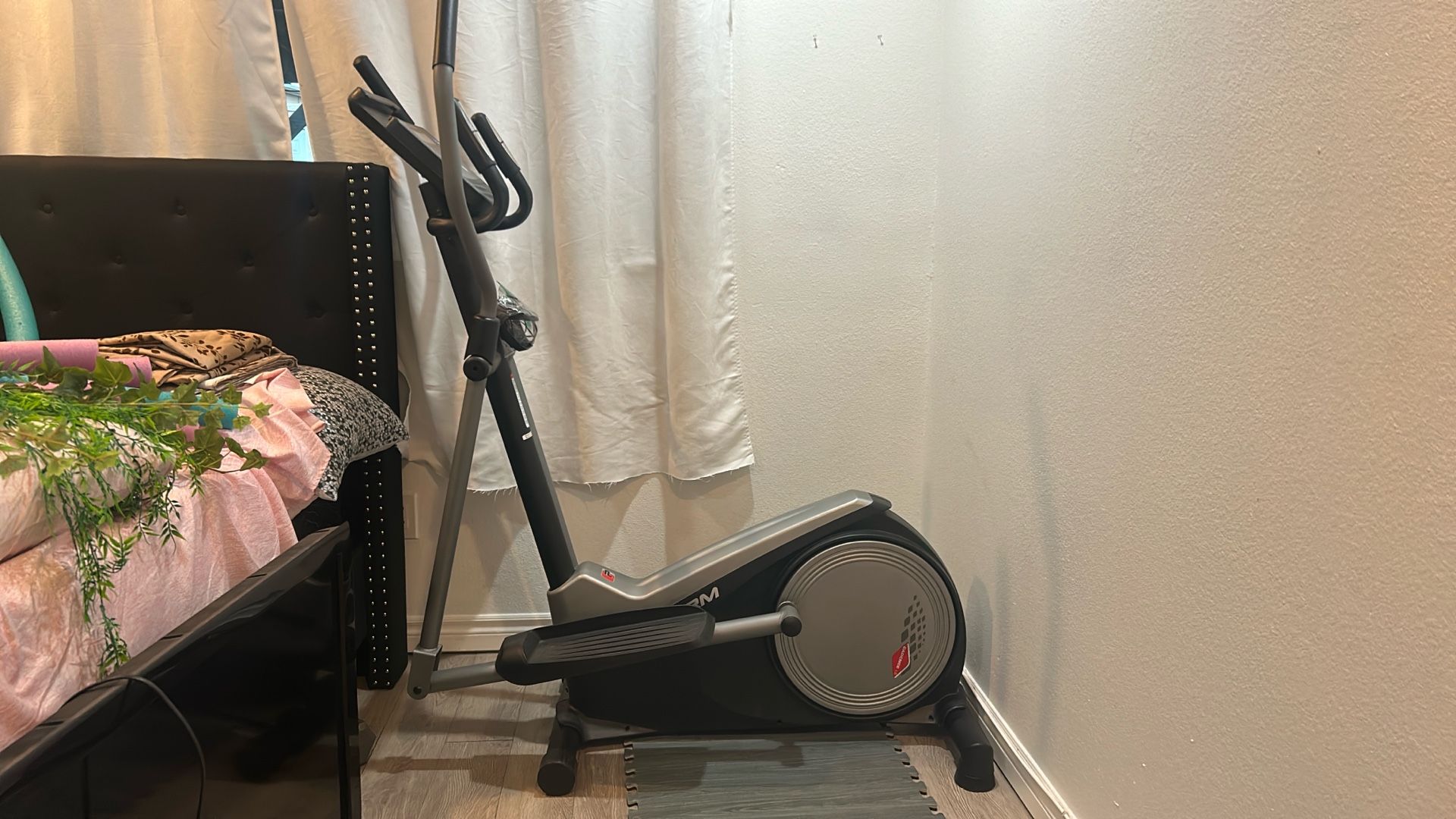 Pro-form Elliptical