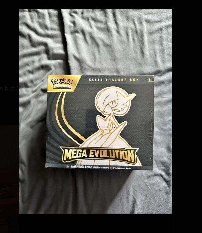 Pokemon Mega Evolution Gardevoir ETB