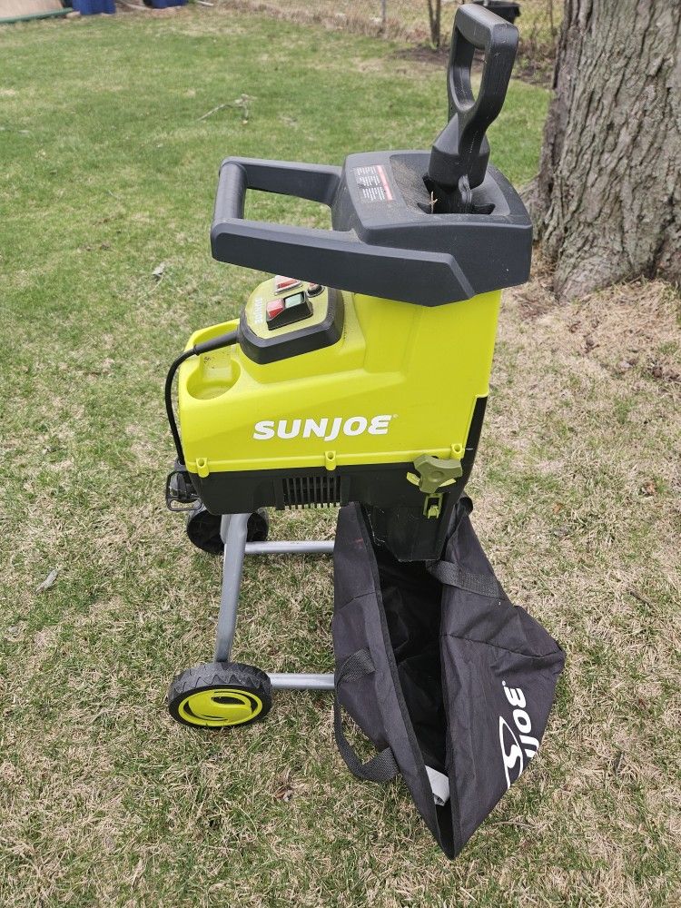 Sun Joe CJ603E 15-Amp 1.7-Inch Cutting Diameter Electric Silent Wood Chipper/Shredder!