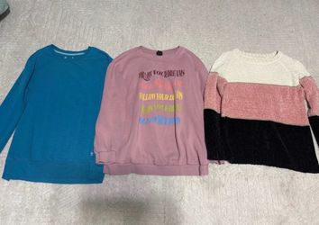 Kids sweaters and crewnecks