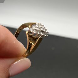 14k Gold Diamond Ring 
