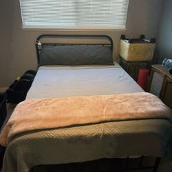 Like New Bed Take It All Queen