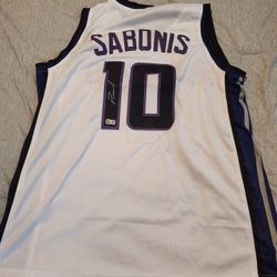 Domantas Sabonis Signed Jersey 