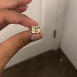Gold nugget 10kt
