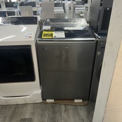 Whirlpool - 5.2 Cu Ft Extra Large Capacity Top Load Washer With Removable Agitator 