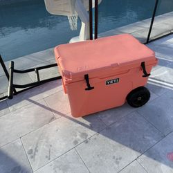 TUNDRA HAUL® WHEELED COOLER 
