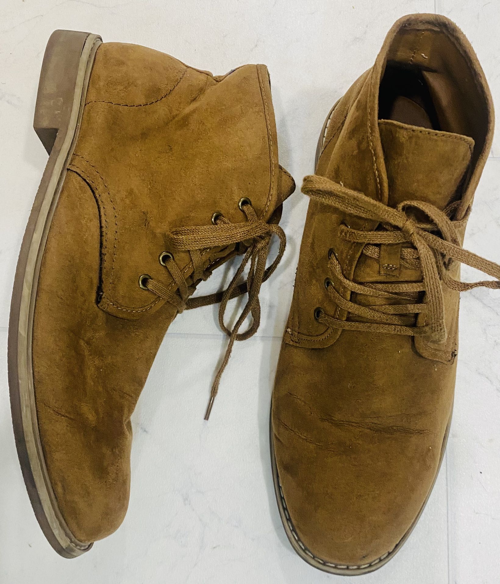 Men's Old Navy Suede Boots - Size 11