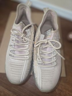 Steve madden maxima blush size 7.5