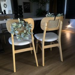 4 Dining Chairs