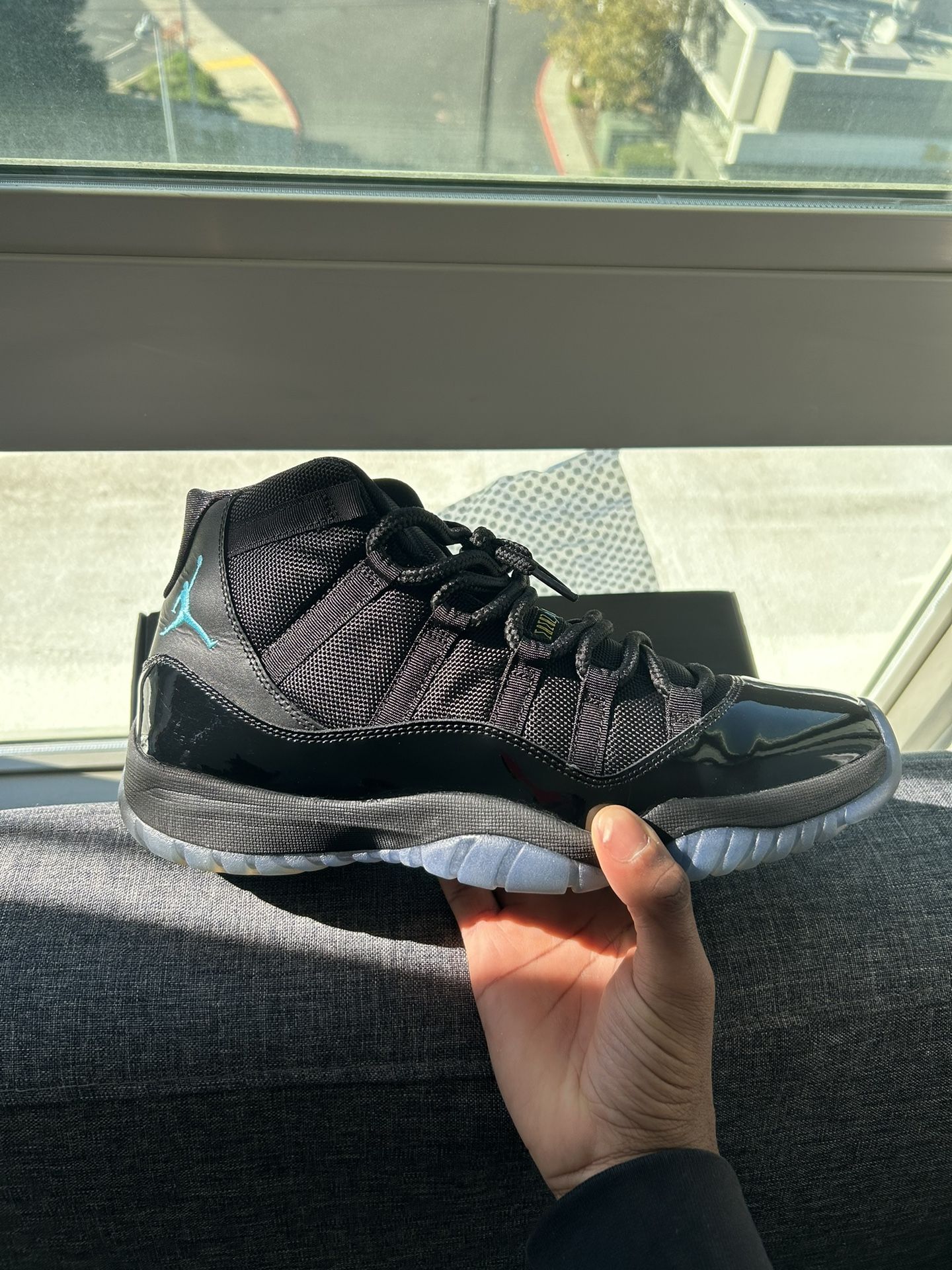 Jordan 11 Gamma Blue