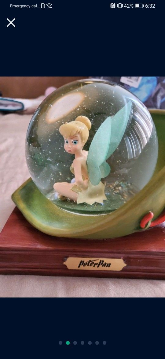 Disney VERY RARE Tinker bell Peter Pan 50th Anniversary LIGHT UP Snowglobe