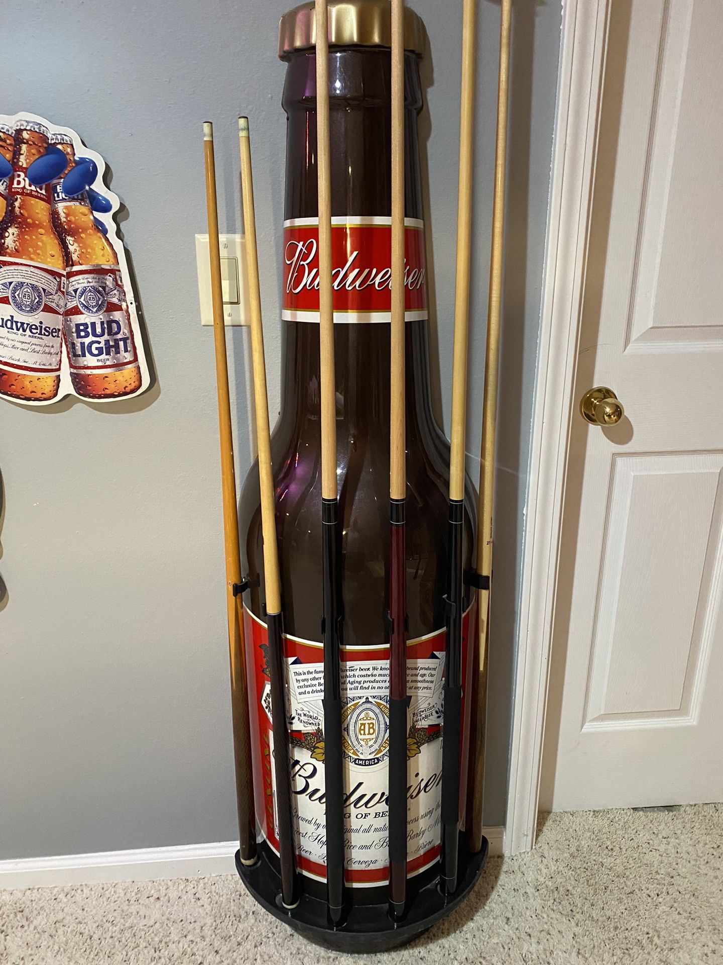 Budweiser Cue Holder