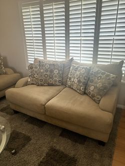 Love seat