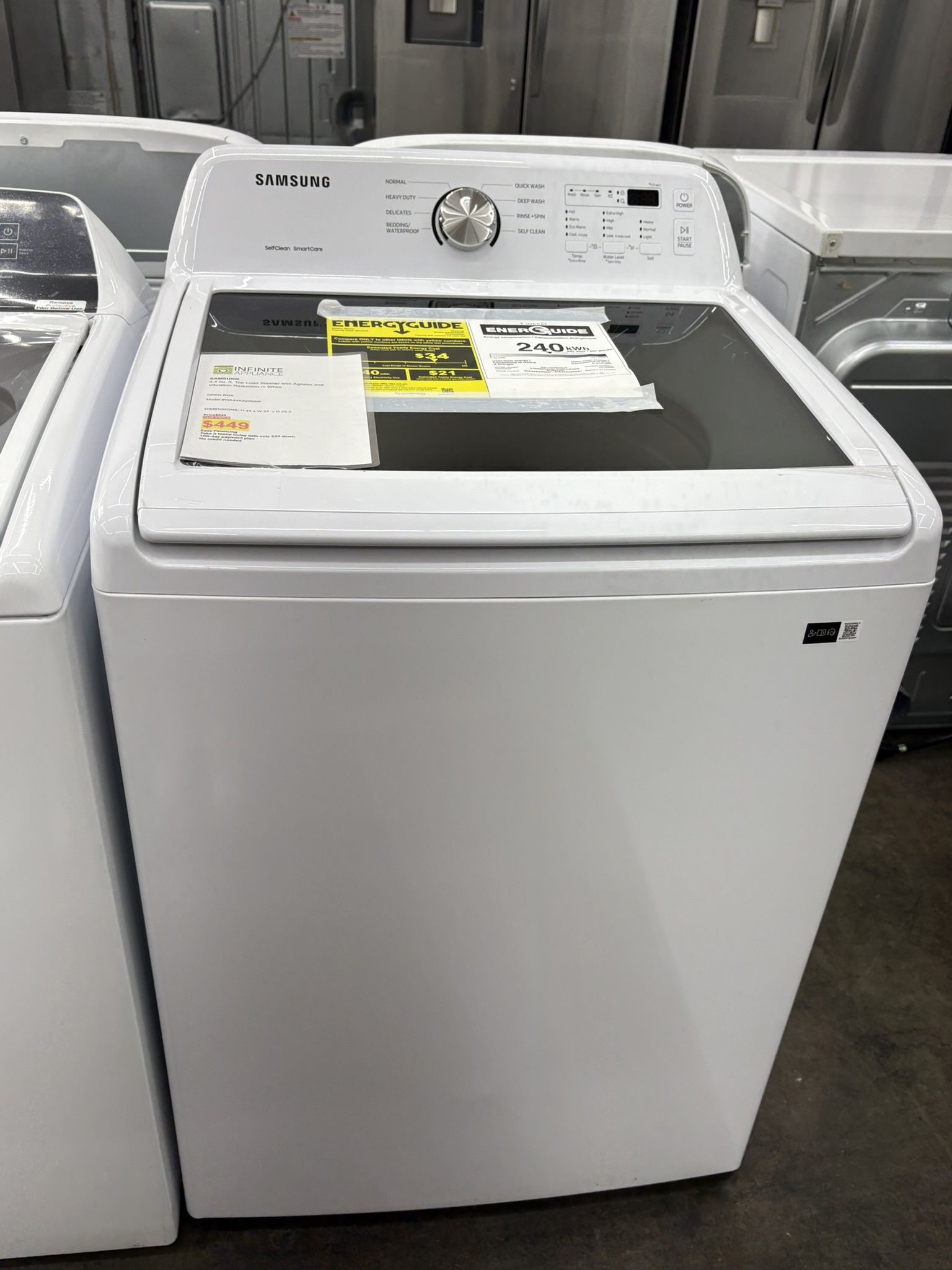 SAMSUNG 4.4 cu. ft. Top Load Washer 