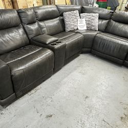Electric Recliner Sectional 