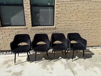 Set of 4 Black Velvet Accent Chairs