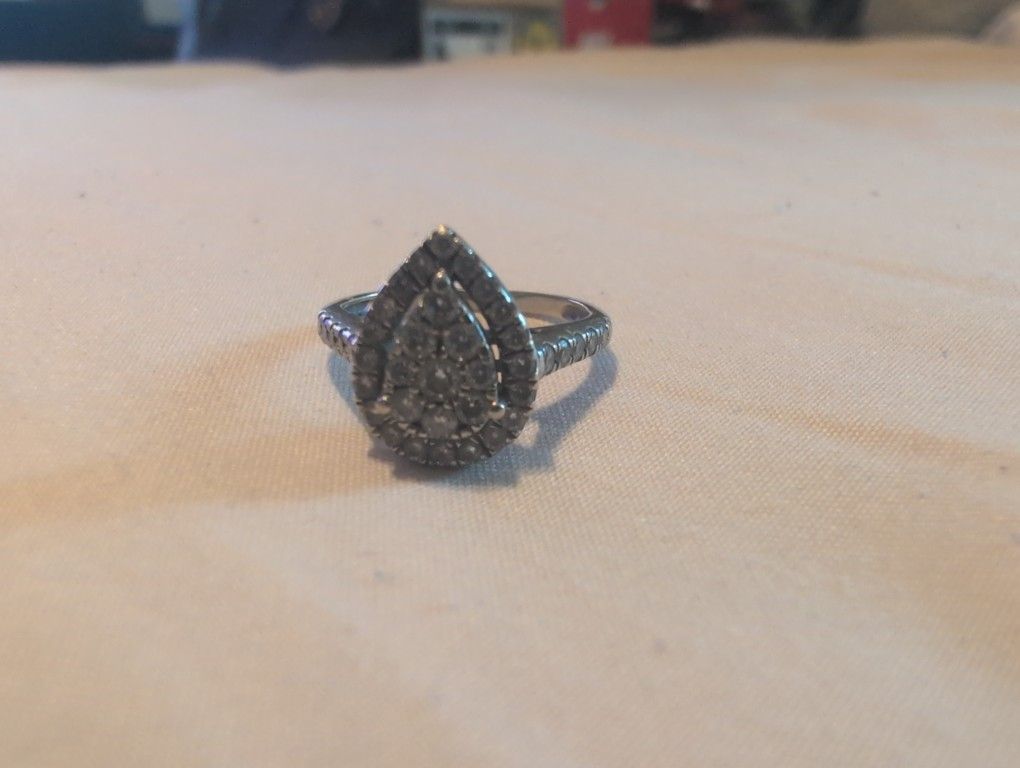 Tear drop Ring