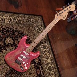 Fender Pink Paisley 