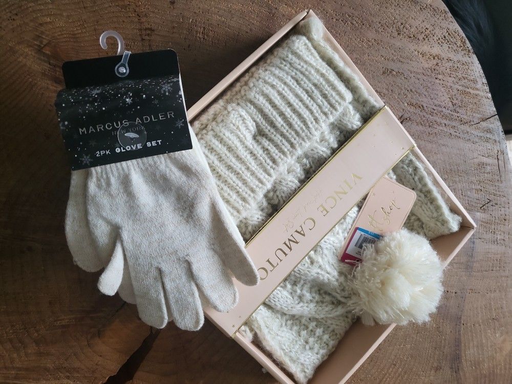 Hat Scarf Gloves Set NEW